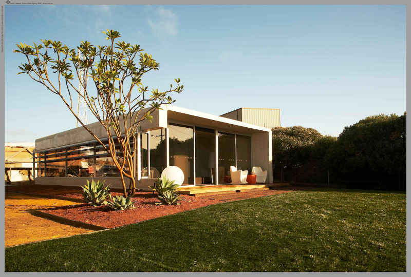 Illustration for article titled Prefab Homes Take Us Back to Yesterday's Suburban Future